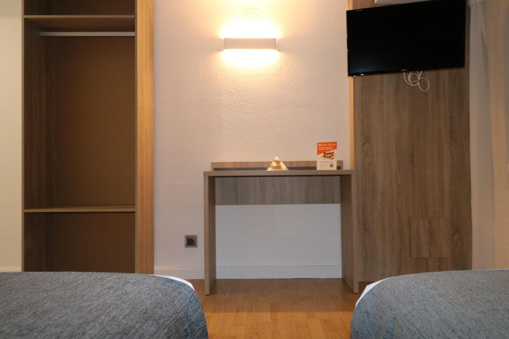 Hostal Alda Palencia Plaza Eksteriør billede